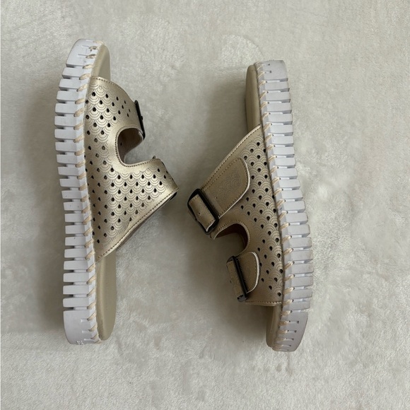 Ilse Jacobsen tulip platinum colored shoes - Picture 3 of 5